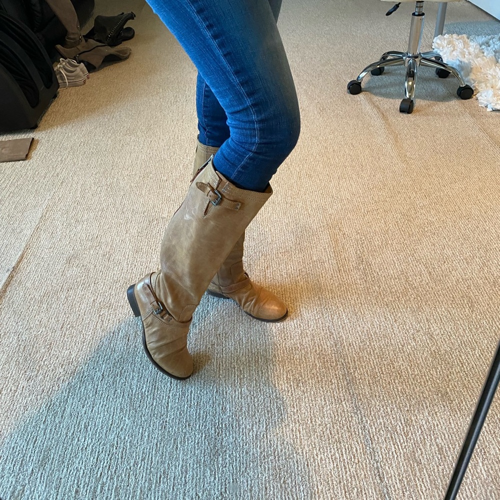 ❤️Steve Madden Boots❤️ - Picture 4 of 7